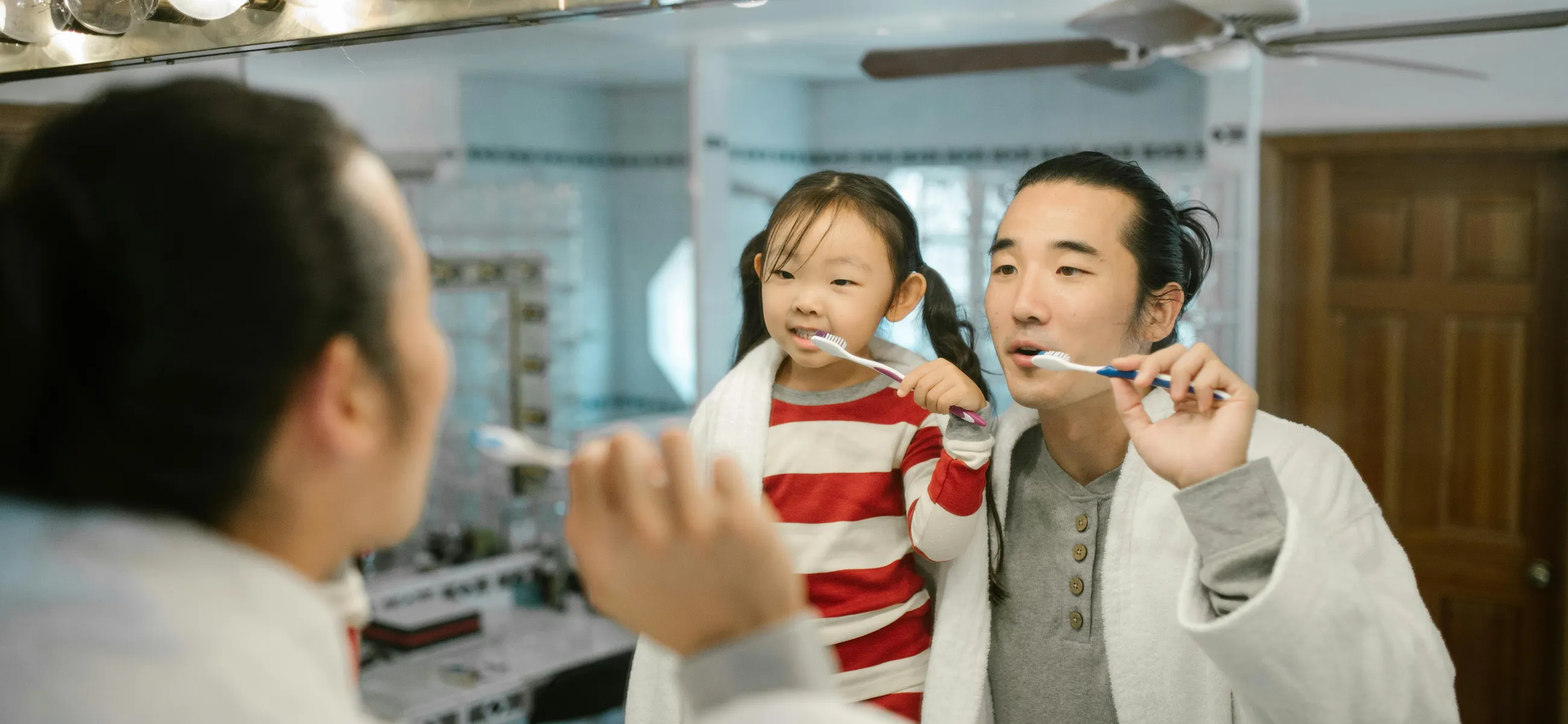 Kids' teeth brushing: The best way to brush your teeth for kids