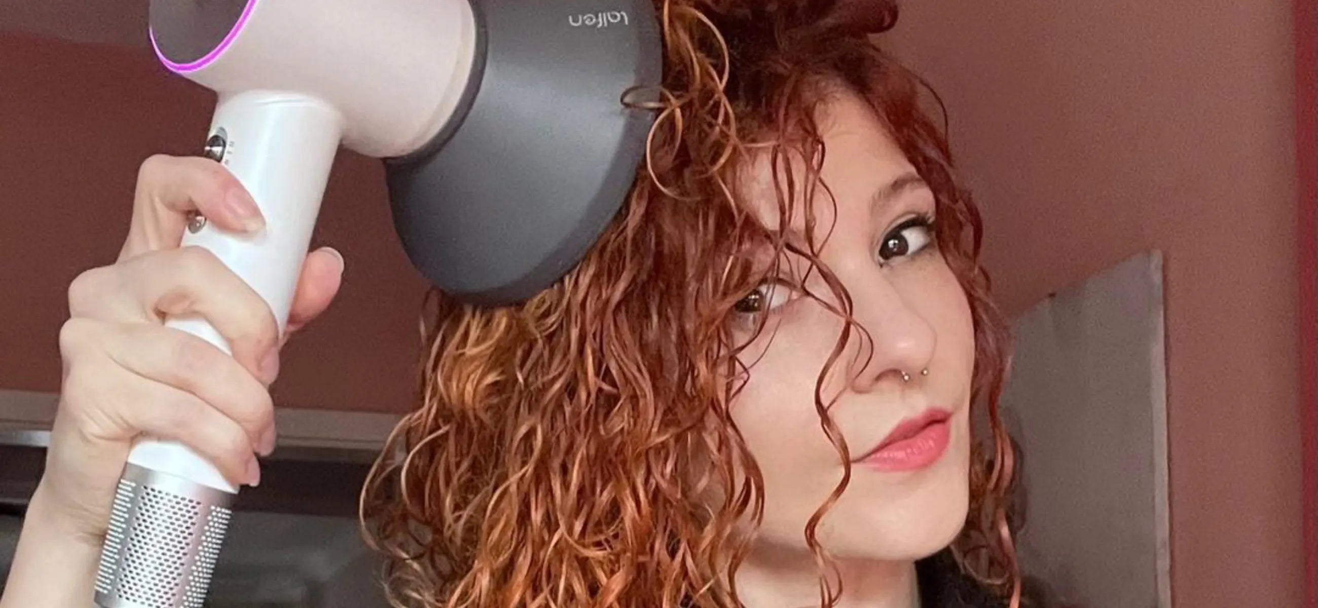 What is a diffuser on a hair dryer