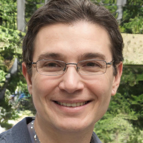 Cedar Brooke | Laifen blog author