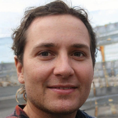 Ethan Carter | Laifen blog author